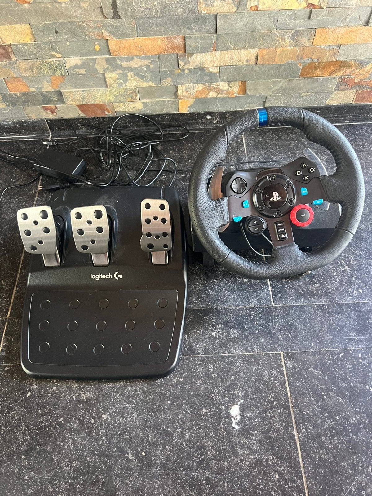 Logitech G29 stuur en pedalen, Consoles de jeu & Jeux vidéo, Consoles de jeu | Sony Consoles | Accessoires, Enlèvement, Comme neuf
