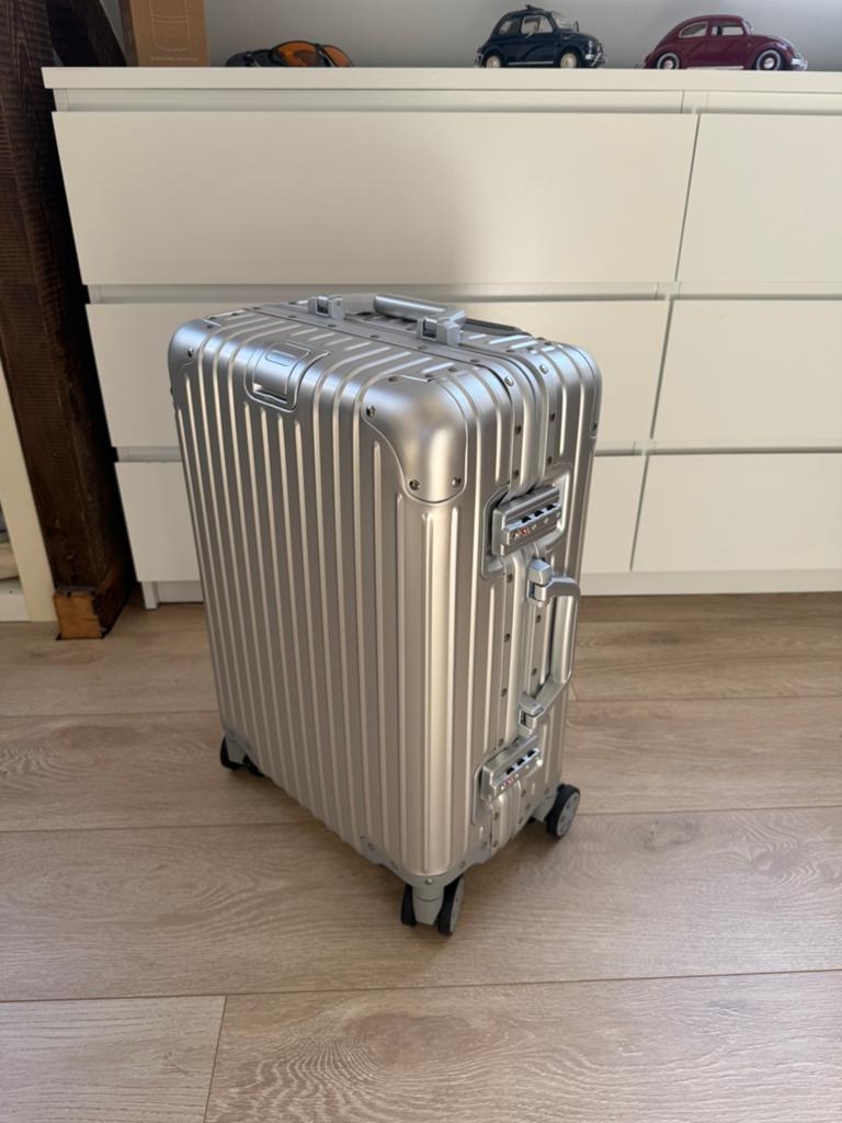 100% Aluminium Cabin Trolley Suitcase - NOT Rimowa, Ophalen of Verzenden, Zo goed als nieuw