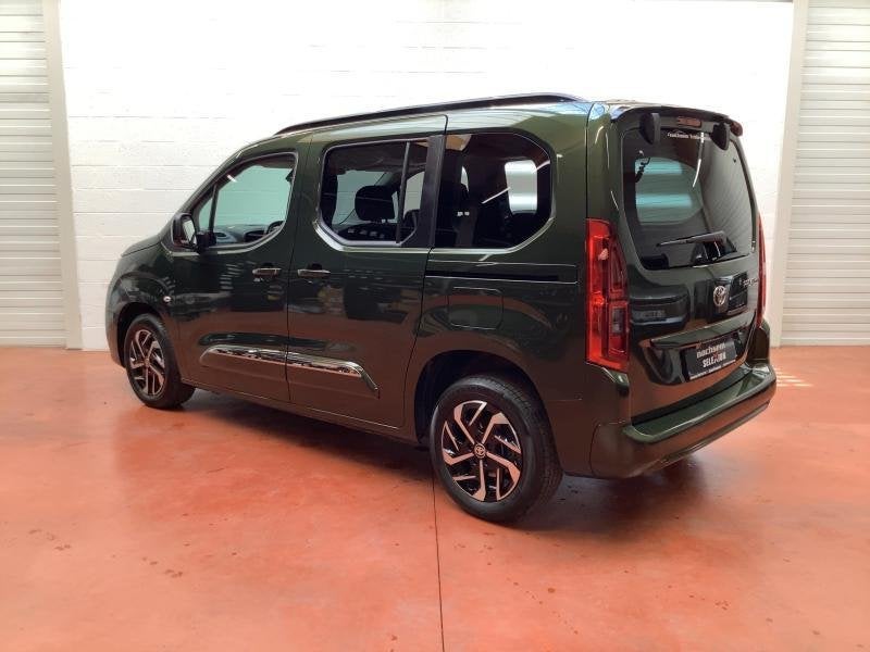 Toyota ProAce 1.5 Diesel AT Family 5pl Toyota Proace City Ve, Autos, Achat, ProAce, 146 g/km, 96 kW