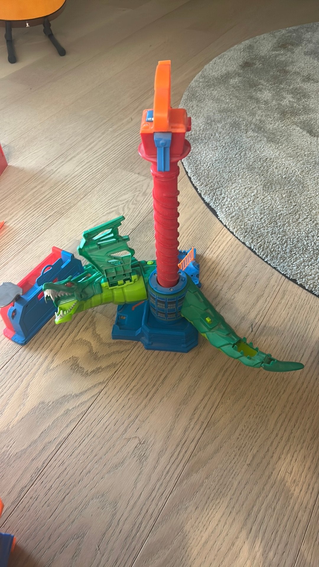 Circuit Hotwheels + camion, Enlèvement, Comme neuf, Circuit