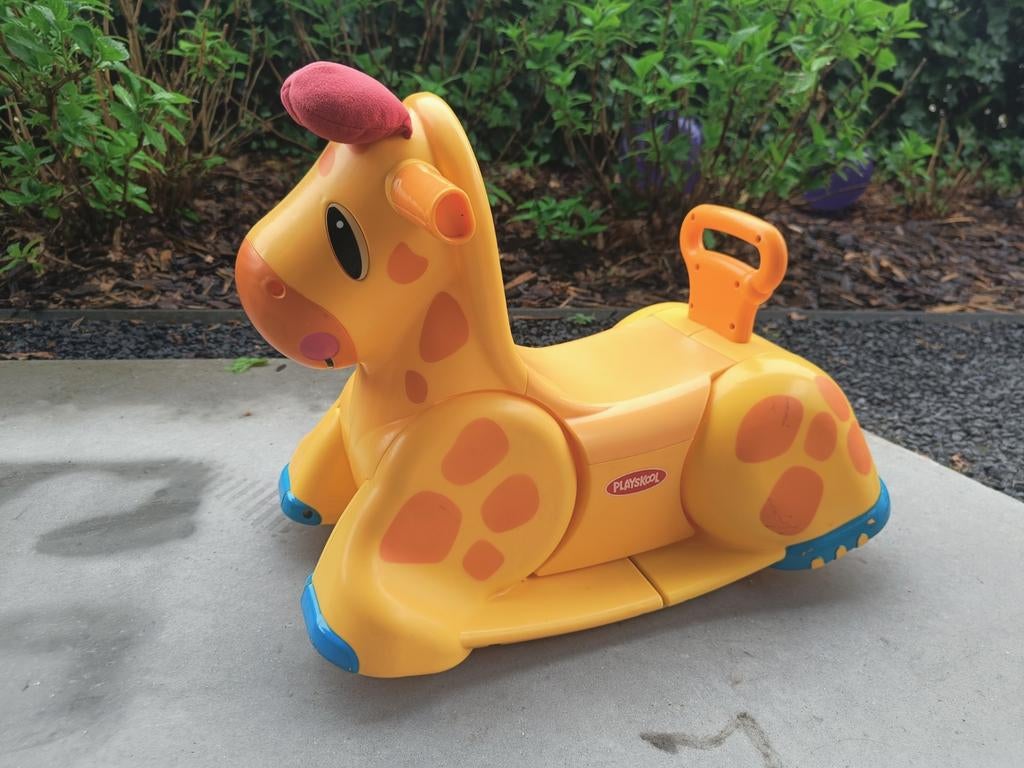 Wiebelgiraf (hobbelpaard), playskool, Ophalen