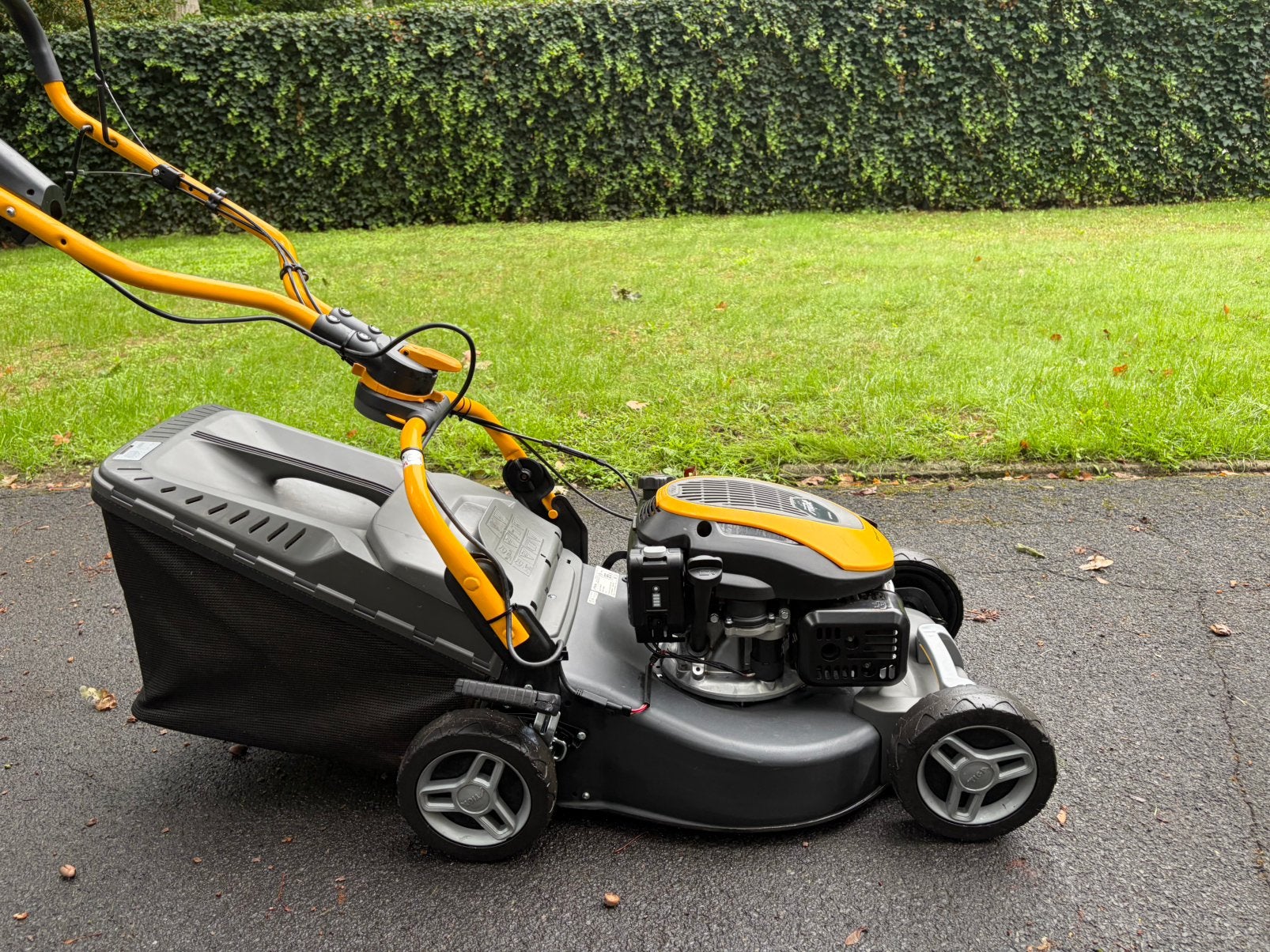 ✅Stiga Zelftrekker Elektrisch/Gestart Mulcher/Maaier‼️, Tuin en Terras, Ophalen, Cirkelmaaier, Gebruikt, Benzine-grasmaaier