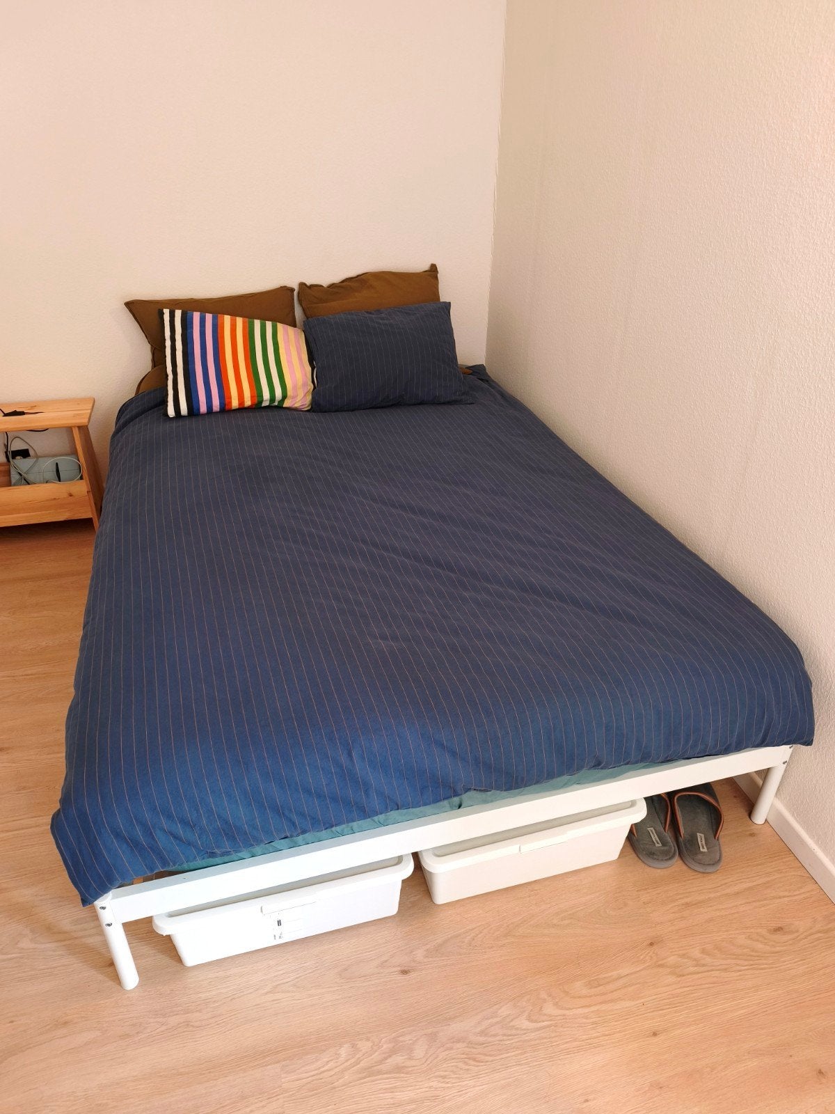 Lit complet IKEA + matelas Jysk, Maison & Meubles, Chambre à coucher | Canapés-lits, 200 cm, Enlèvement