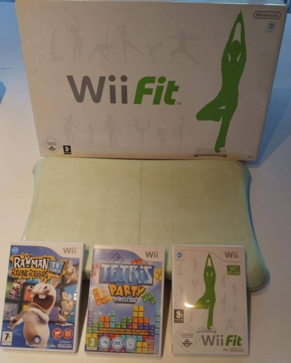 Planche d'équilibre Nintendo Wii Fit + 3 jeux + boîte d'orig, Enlèvement ou Envoi