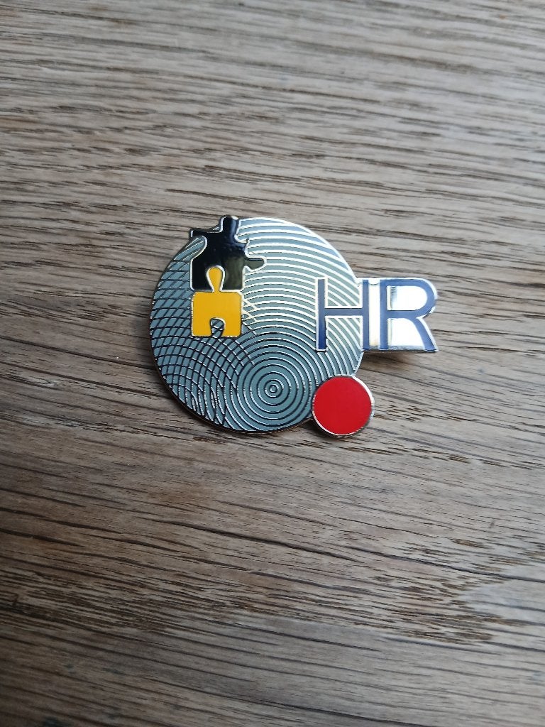 Breloque Human Ressource variante, Collections, Objets militaires | Général, Enlèvement, Armée de terre, Emblème ou Badge