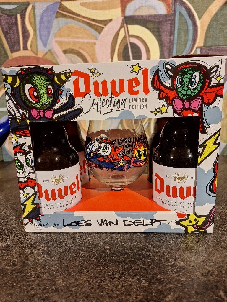 Duvel glas loes van delft in box met 4 duvels, Verzamelen, Glas en Drinkglazen, Ophalen, Nieuw, Bierglas