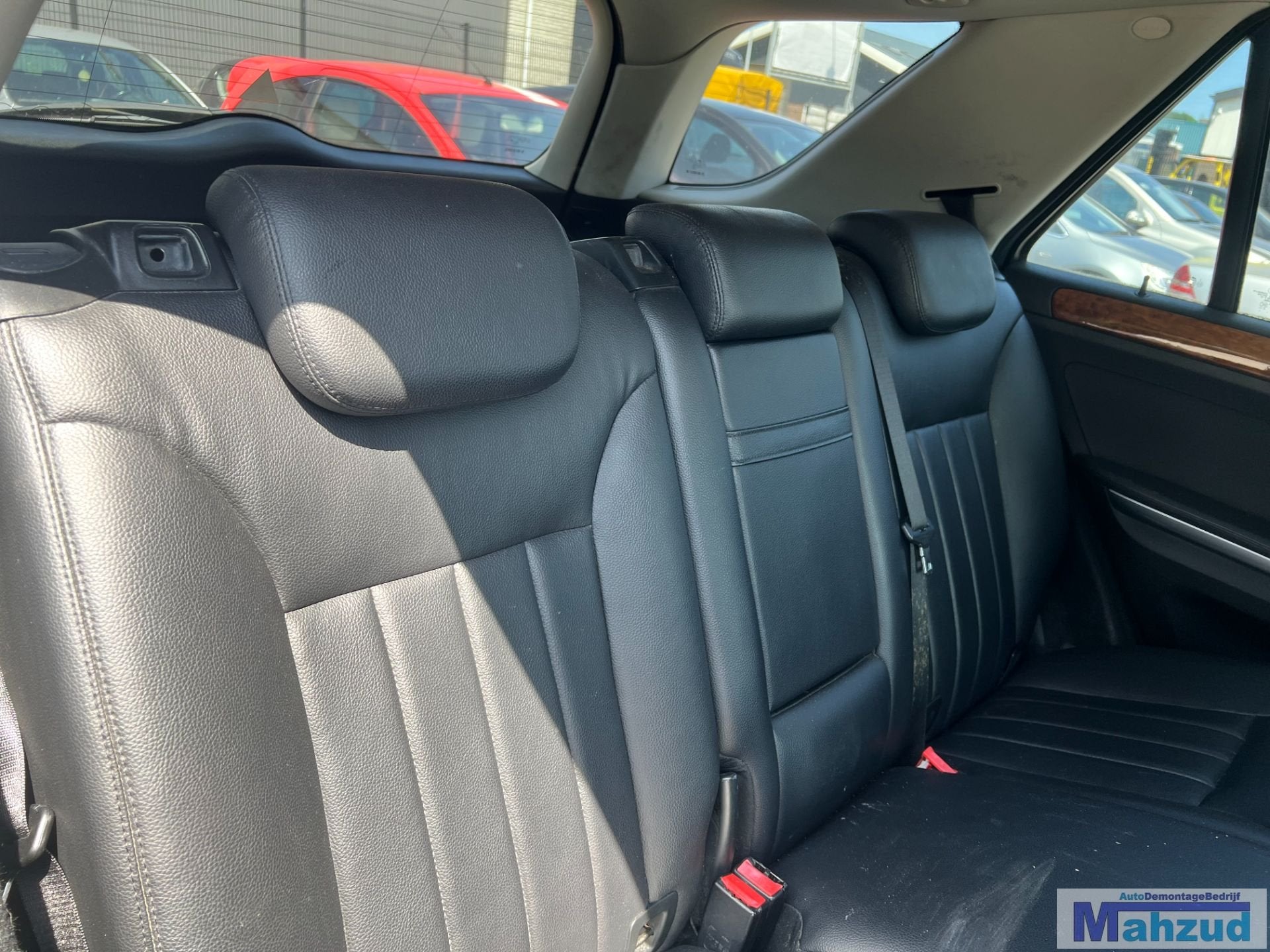 MERCEDES ML W164 zwart leer elekrtisch interieur stoel bank, Gebruikt, Mercedes-Benz AG, Mercedes-Benz, Mercedesstrasse 120
70372  Stuttgart, DE