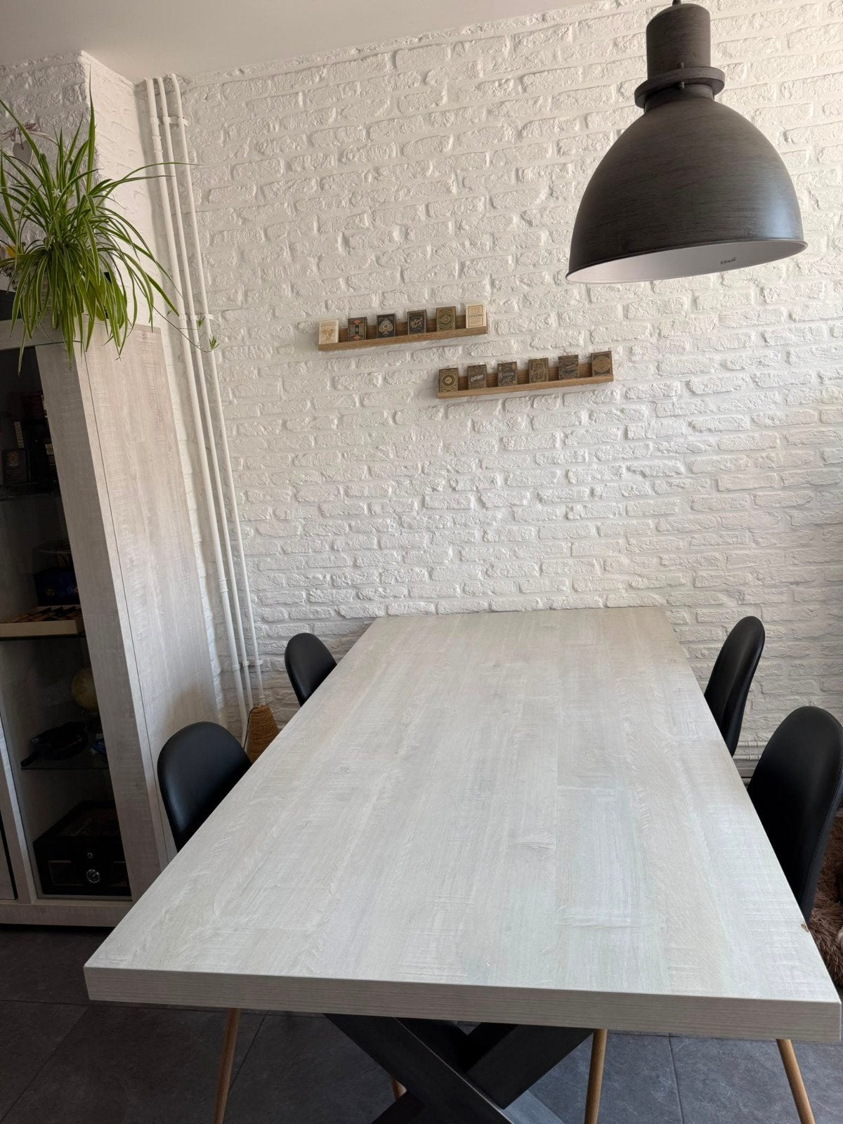 Moderne eettafel 185  103 cm – zwart X-onderstel, Ophalen, 100 tot 150 cm, Zo goed als nieuw, Vijf personen of meer