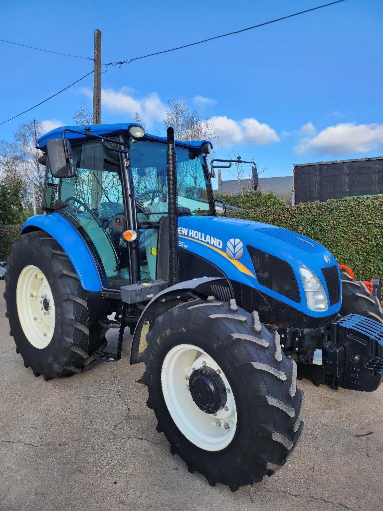 NEW HOLLAND TD5.95, Ophalen, 80 tot 120 Pk, Gebruikt, Tot 2500