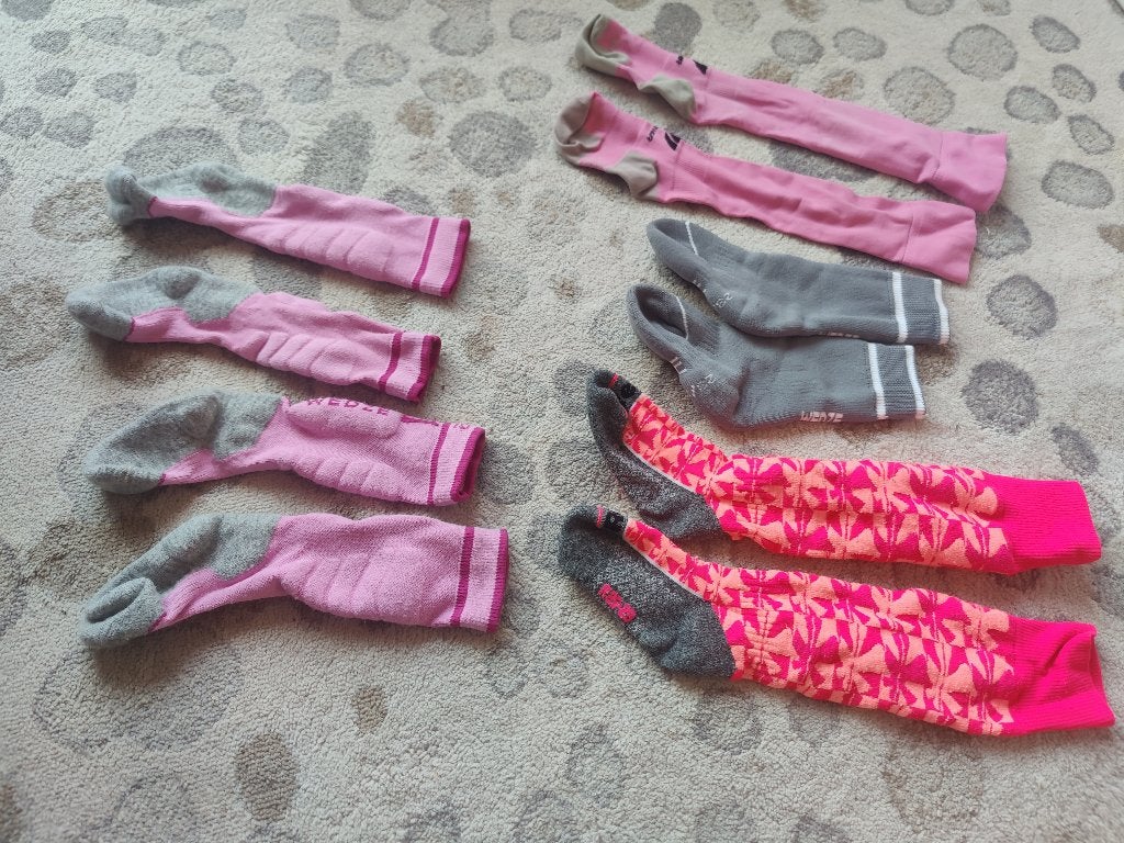5 paar junior hockeykousen maten 23 tot 30, Sport en Fitness, Hockey, Ophalen, Zo goed als nieuw, Kleding