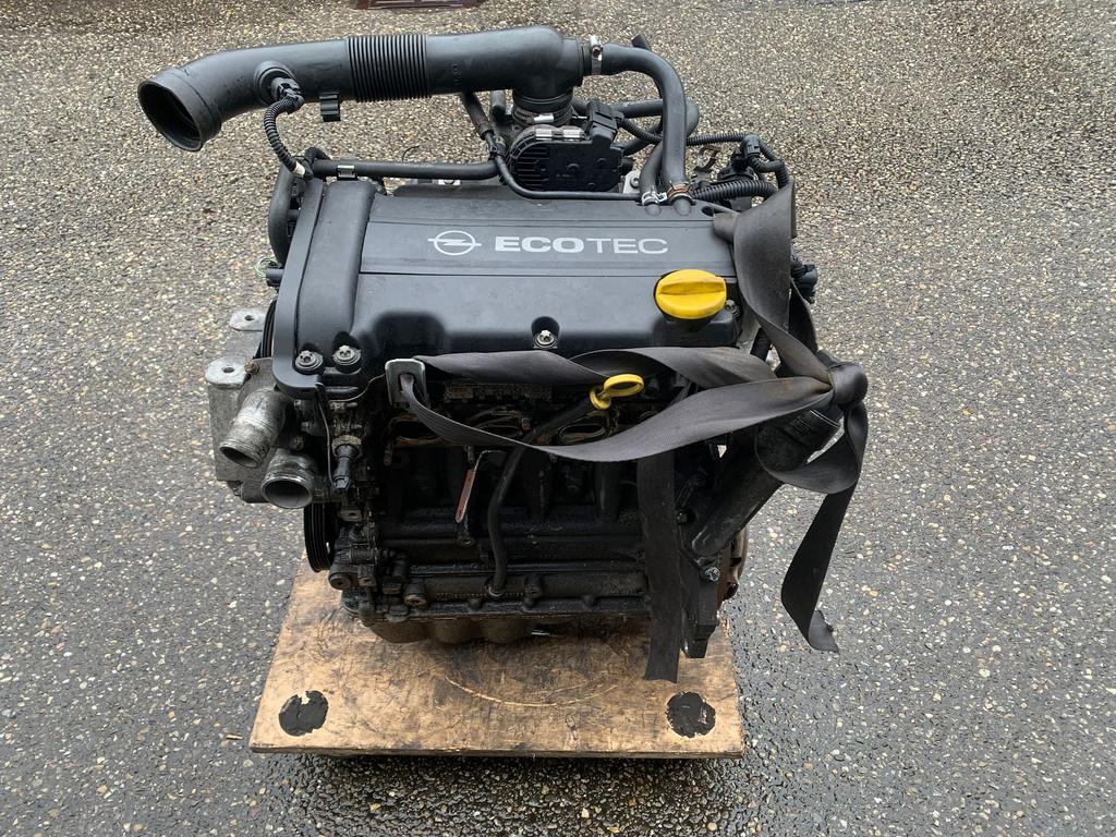 motor OPEL 1.4 16V twinport Z14XEP corsa D / Tigra / meriva, Autos : Pièces & Accessoires, Moteurs & Accessoires, Opel, Utilisé