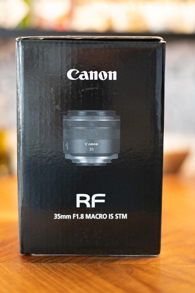 Objectif Canon RF 35mm F1.8 Macro IS STM, Enlèvement ou Envoi, Comme neuf, Objectif macro