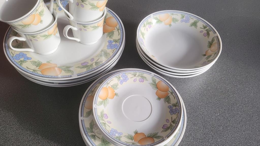 Mooi 20 delig servies, Ophalen