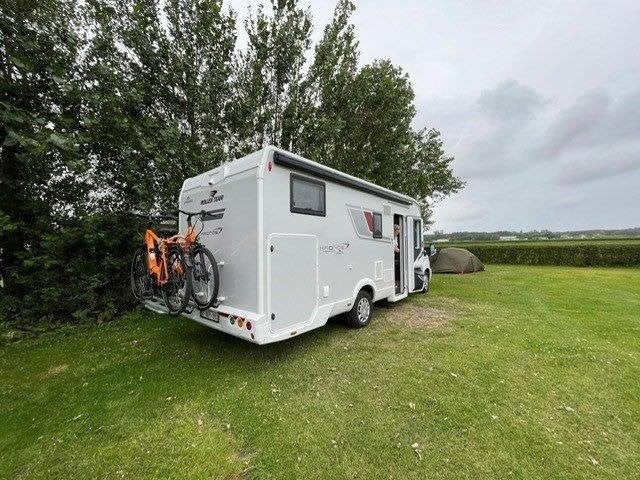Mobilhome, Automaat, Standaard zit, Ringverwarming, Raamblindering