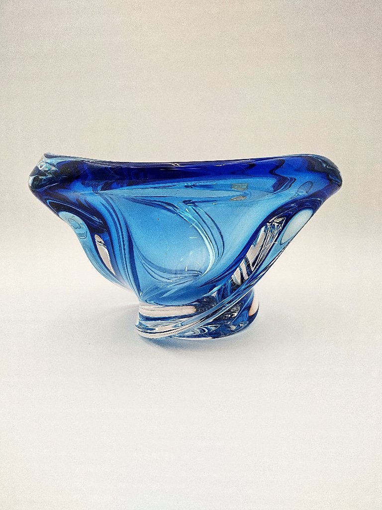 Vase Val Saint Lambert conçu par René Delvenne, Enlèvement ou Envoi
