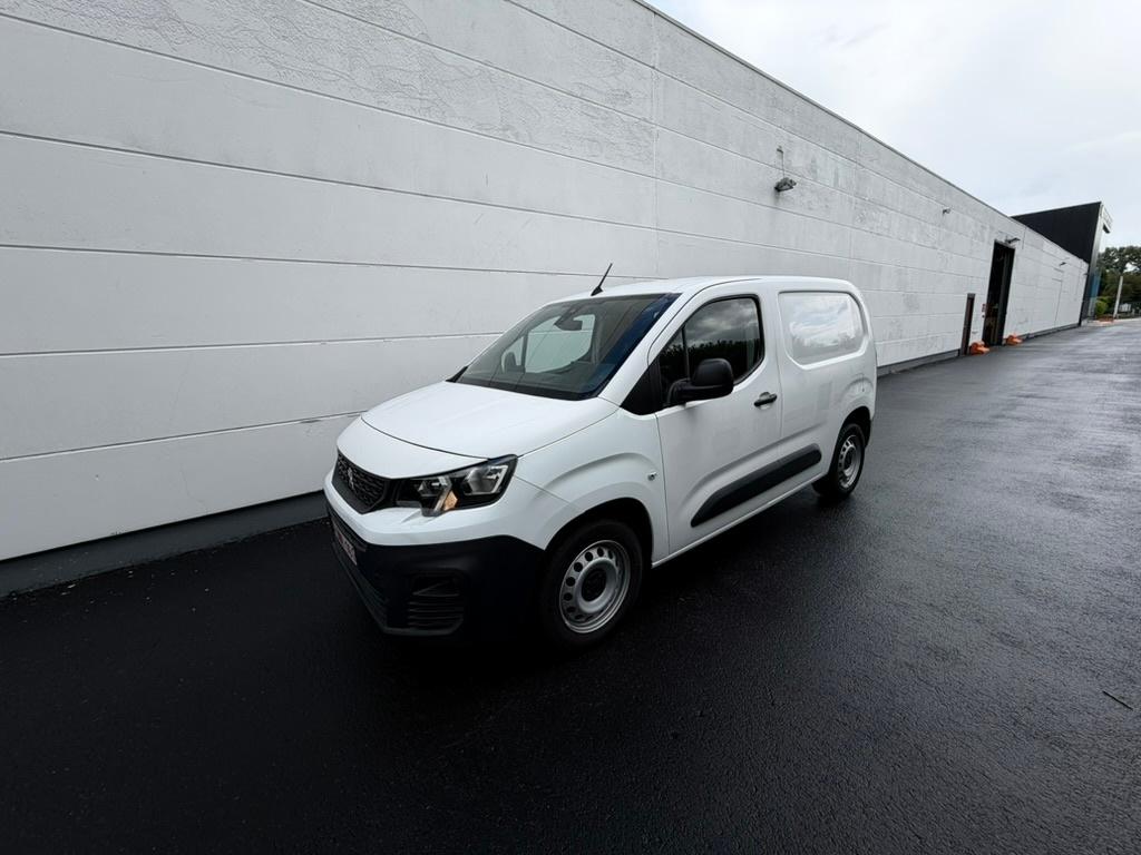 Peugeot partner 1.5 diesel lichte vracht 3-sit, Auto's, Peugeot, Bedrijf, Partner, Airbags, Airconditioning, Bluetooth, Boordcomputer