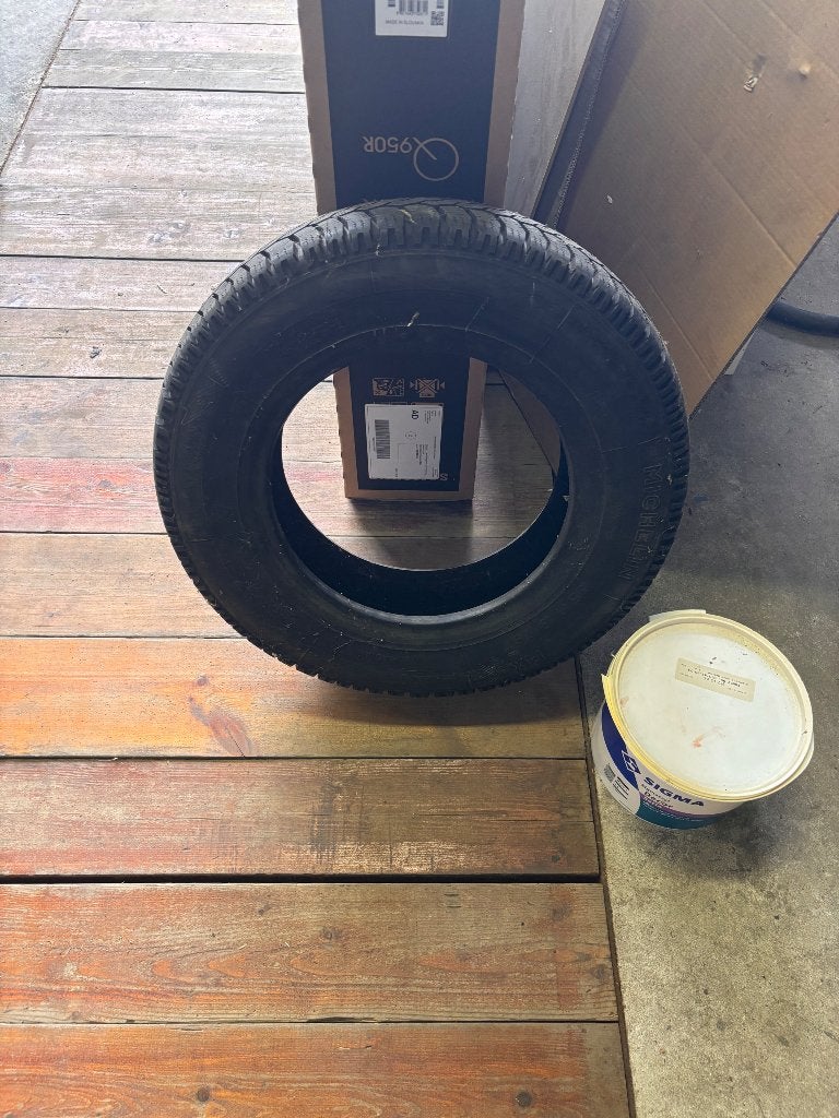 Michelin MX 135 R 13 72T – Klassieke Oldtimer Band (Zgan), Auto-onderdelen, Banden en Velgen, Ophalen, Gebruikt, Band(en), Personenwagen