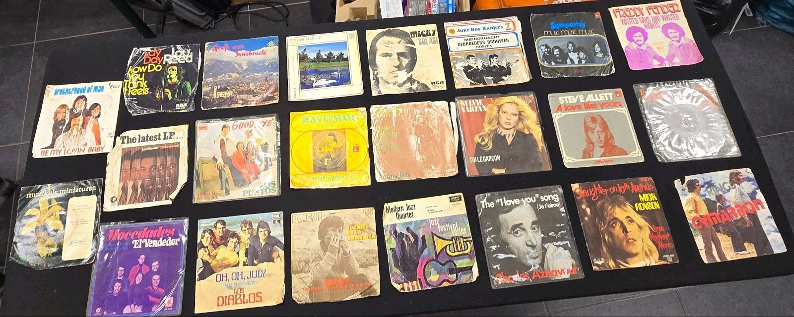 Lot 23 vintage singles 45 toeren jaren '60/'70, LP, Overige genres, 7 inch, Ophalen of Verzenden
