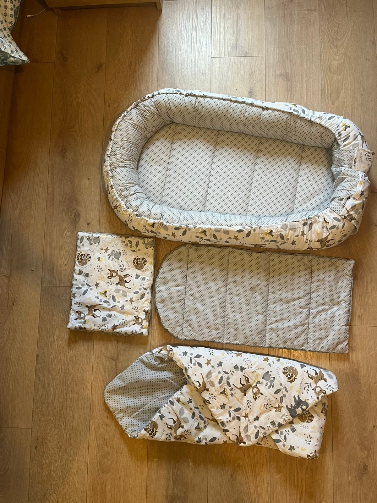 Réducteur bébé nid d’ange, Enfants & Bébés, Enlèvement, Comme neuf, Lit