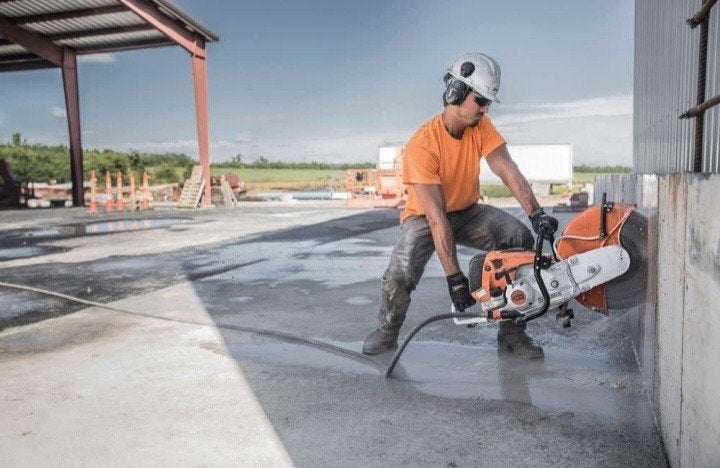 Disqueuse à beton STIHL TS 800, Enlèvement, Utilisé