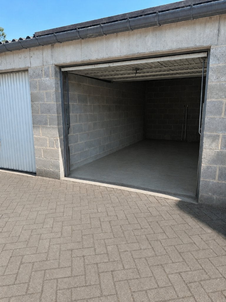 GARAGE À LOUER WELKENRAEDT Infos & conditions dans l'annonce, Immo, Province de Liège