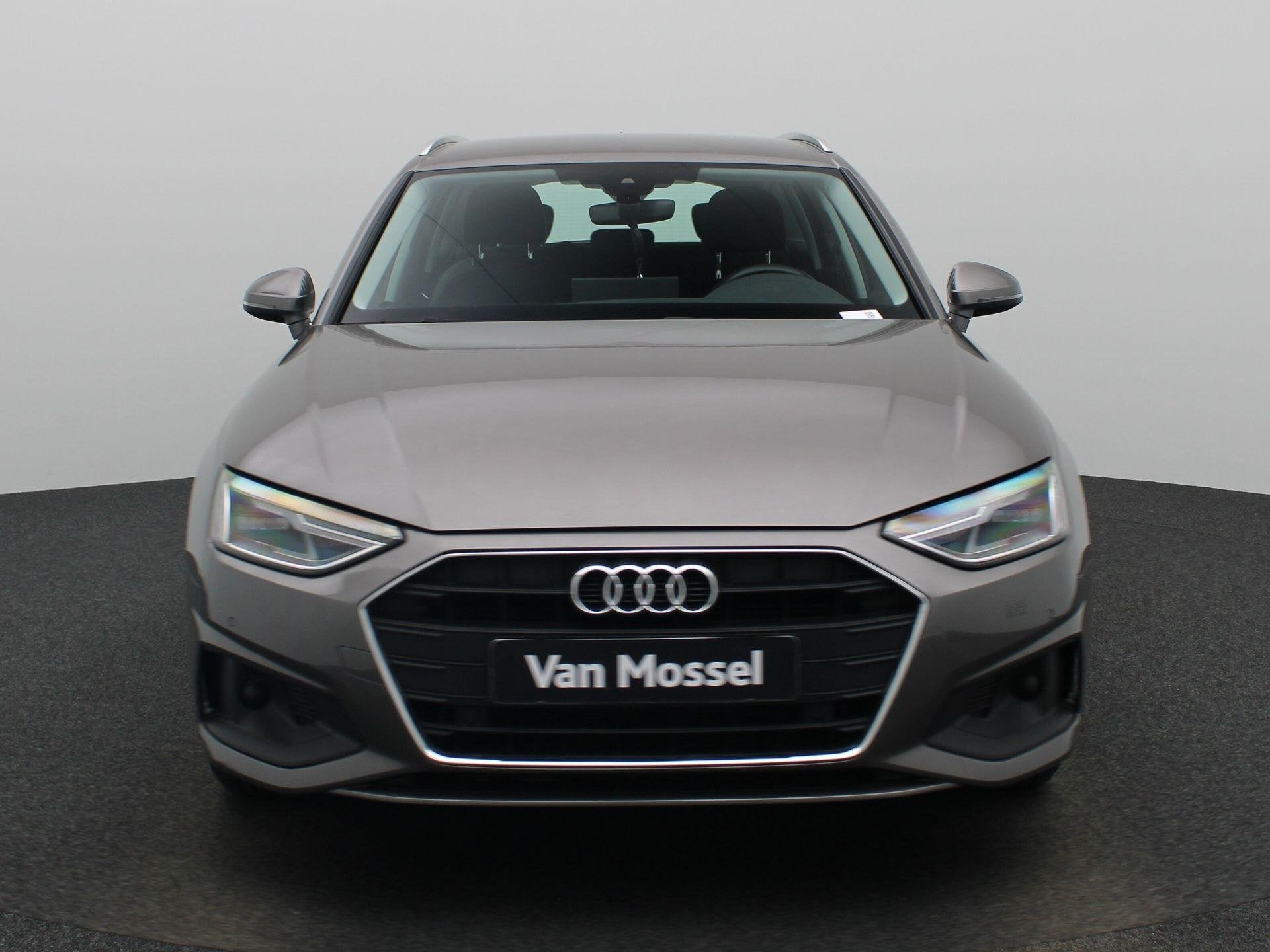 Audi A4 Avant 2.0 30 TDi S tronic (automatique), Autos, Audi, 100 kW, Argent ou Gris, 1610 kg, Entreprise
