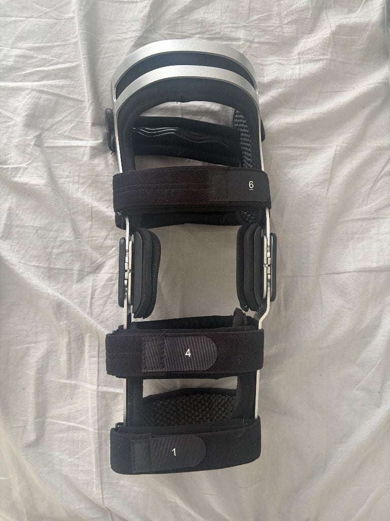 Kniebrace, Diversen, Braces, Ophalen of Verzenden, Zo goed als nieuw