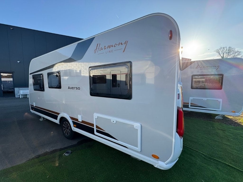 Vente promo Bürstner Averso 465 TS, Caravanes & Camping, Caravanes, Jusqu'à 4, Entreprise, Coin salon convertible, Bürstner