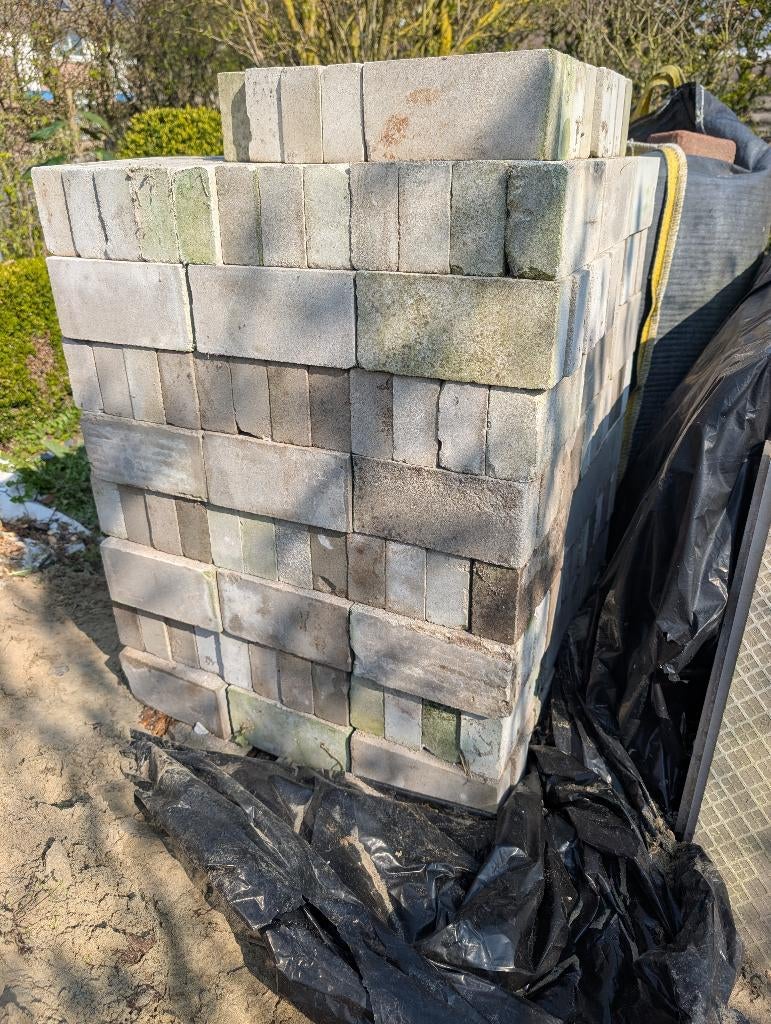 Kalkzandstenen 305 stuks (waalformaat), Ophalen, Zo goed als nieuw, Kalkzandstenen