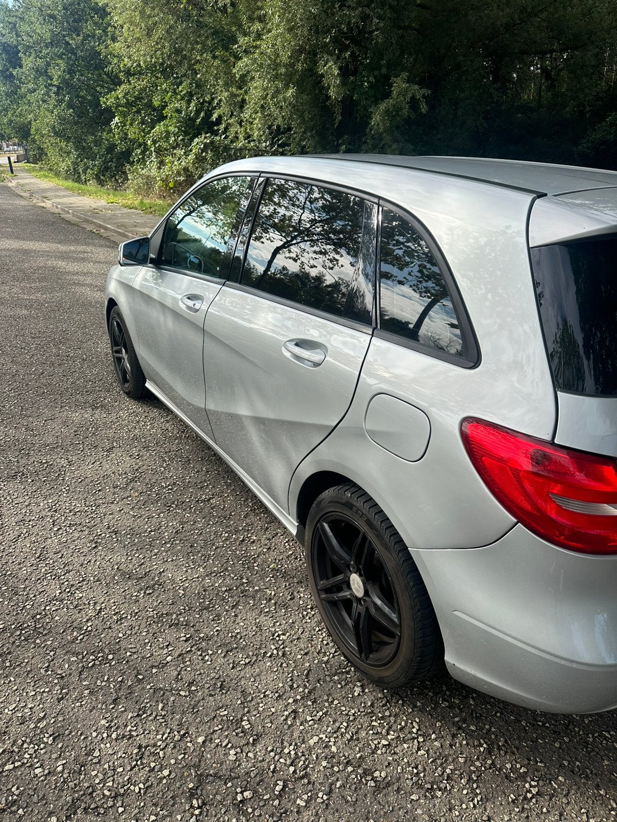 B klasse 180 benzine, Auto's, Mercedes-Benz, Automaat, Stof, Zwart, Multifunctioneel stuurwiel
