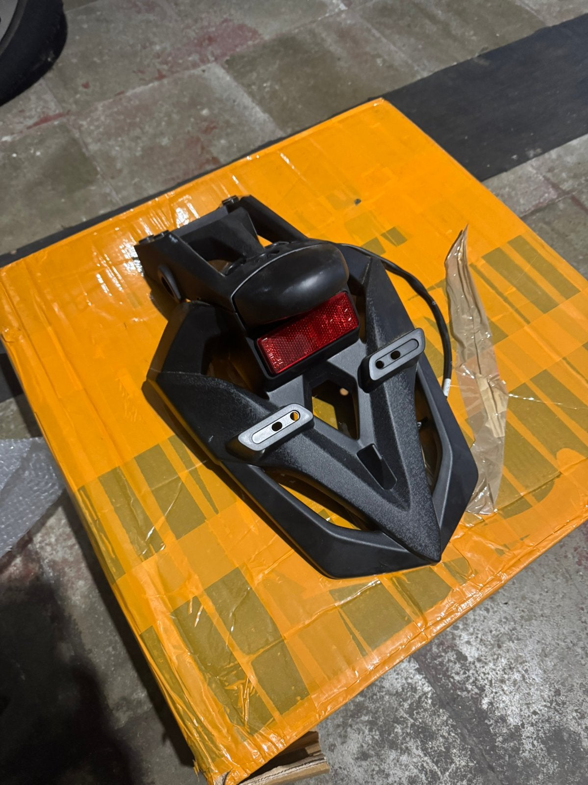 Support plaque TMAX original, Motos, Enlèvement