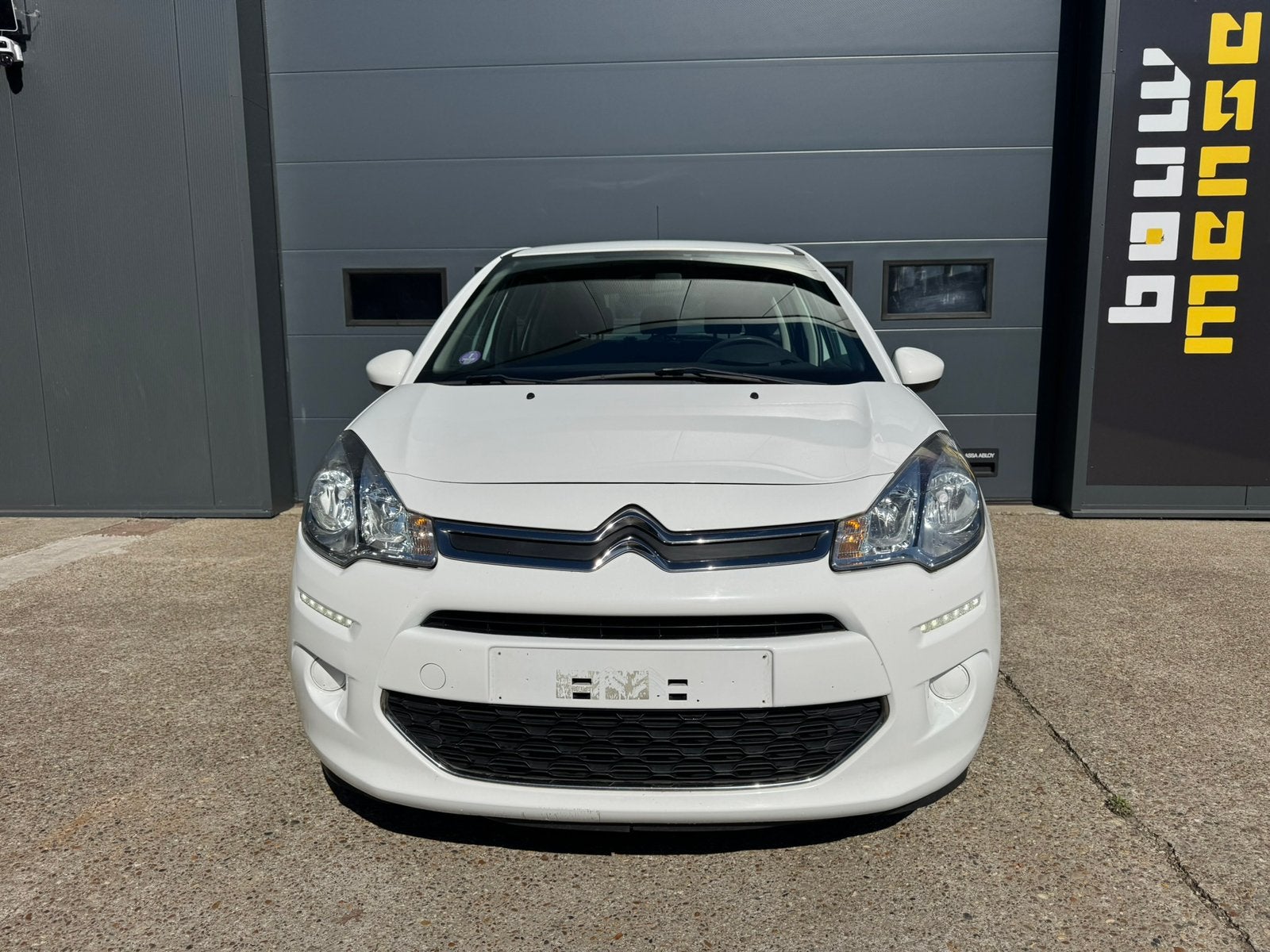 Citroen C3 1.2 Collection 2014 Airco Wit Cruise Keuring, Voorwielaandrijving, Stof, Zwart, Wit