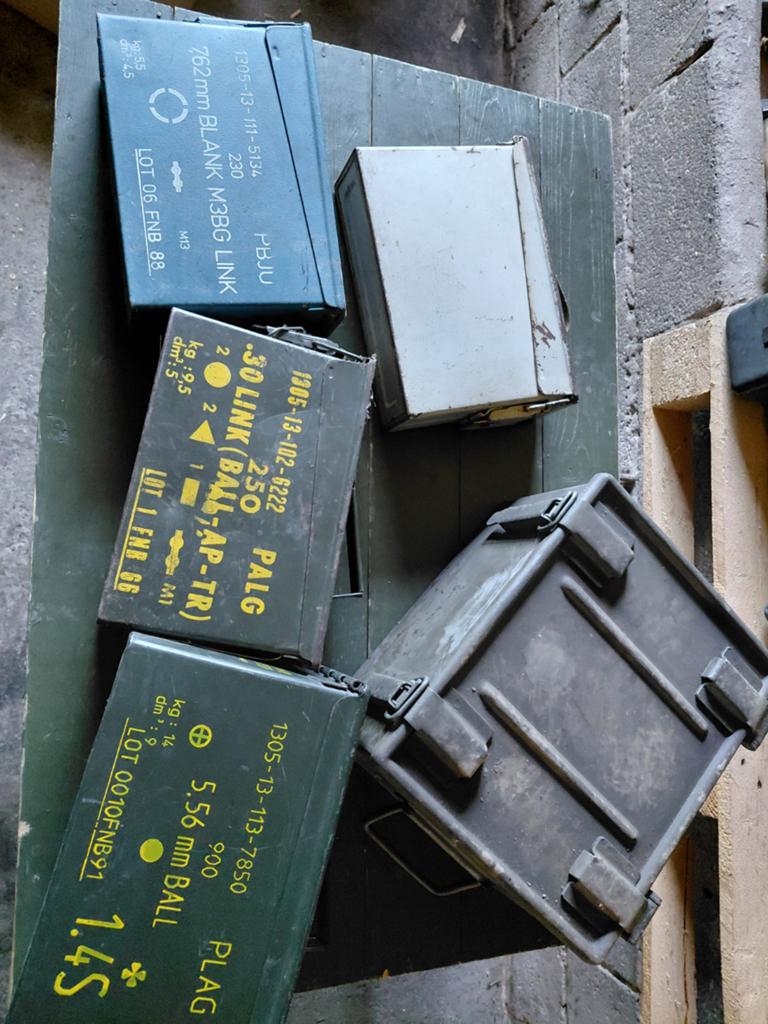 Lot caisse à munitions abl, Collections