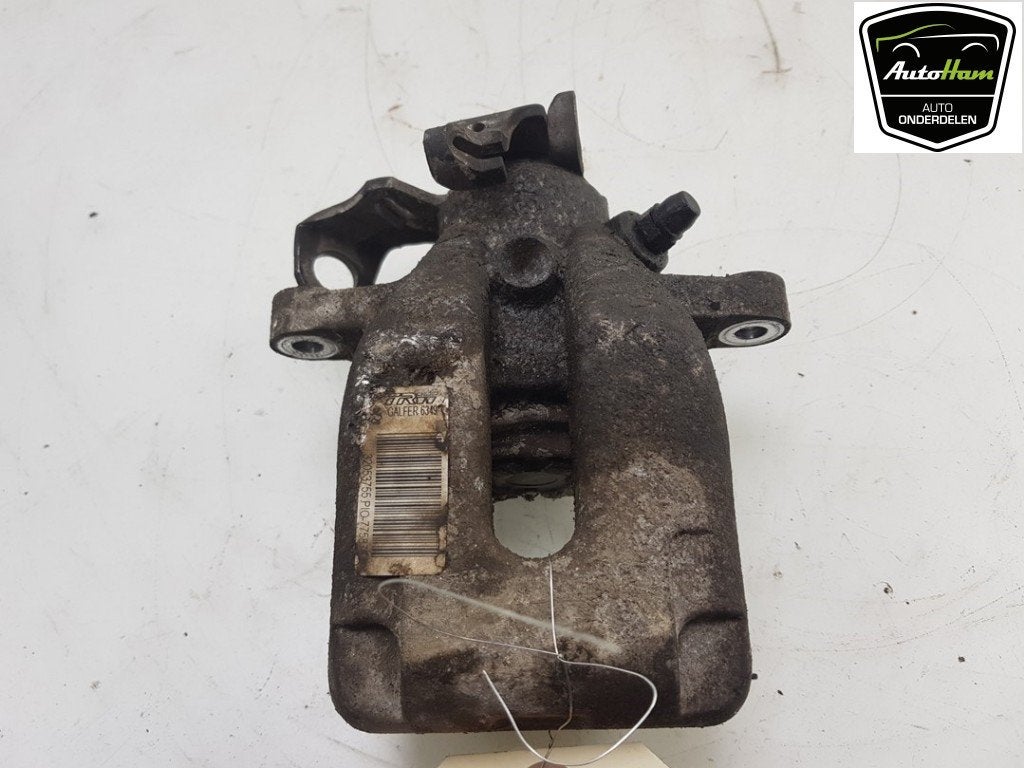 REMKLAUW RECHTS ACHTER Peugeot 2008 (CU) (01-2013/12-2019), Gebruikt, Peugeot