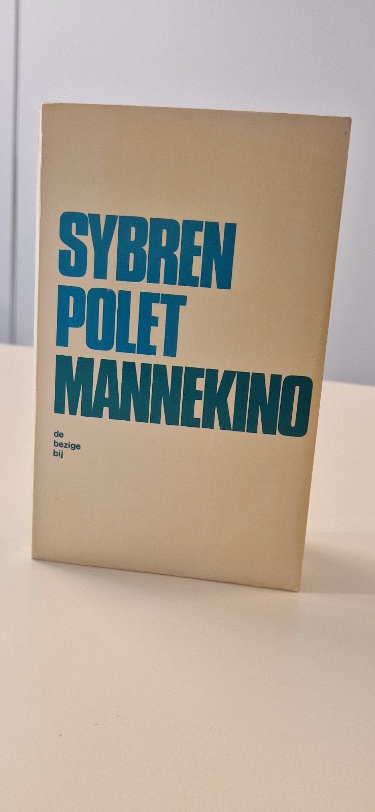 Mannekino - Sybren Polet, Gelezen, Sybren polet, Ophalen of Verzenden, Nederland