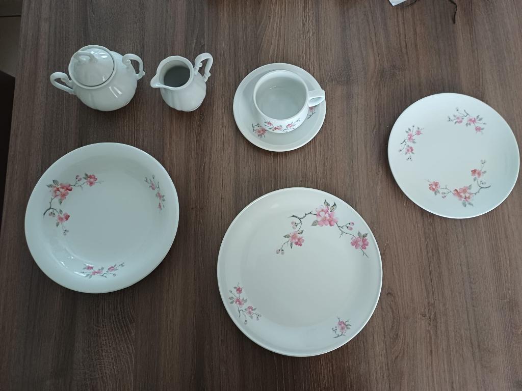 13-delig servies, Ophalen, Zo goed als nieuw, Overige stijlen, Compleet servies