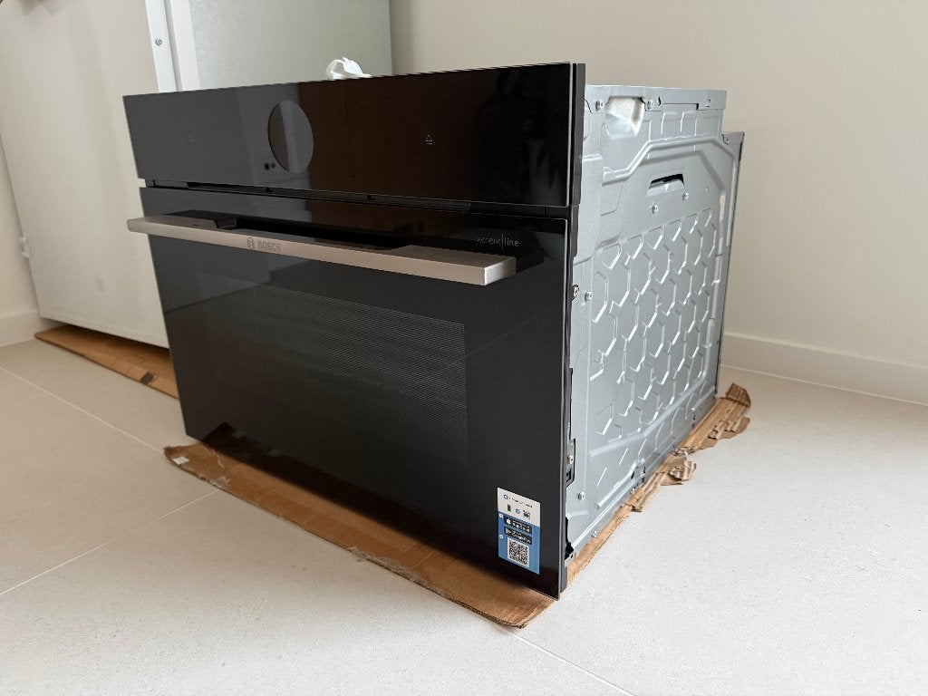 Bosch combistoomoven CSG936A – NIEUW & ONGEBRUIKT, Ophalen, 45 tot 50 cm, Hete lucht, Nieuw