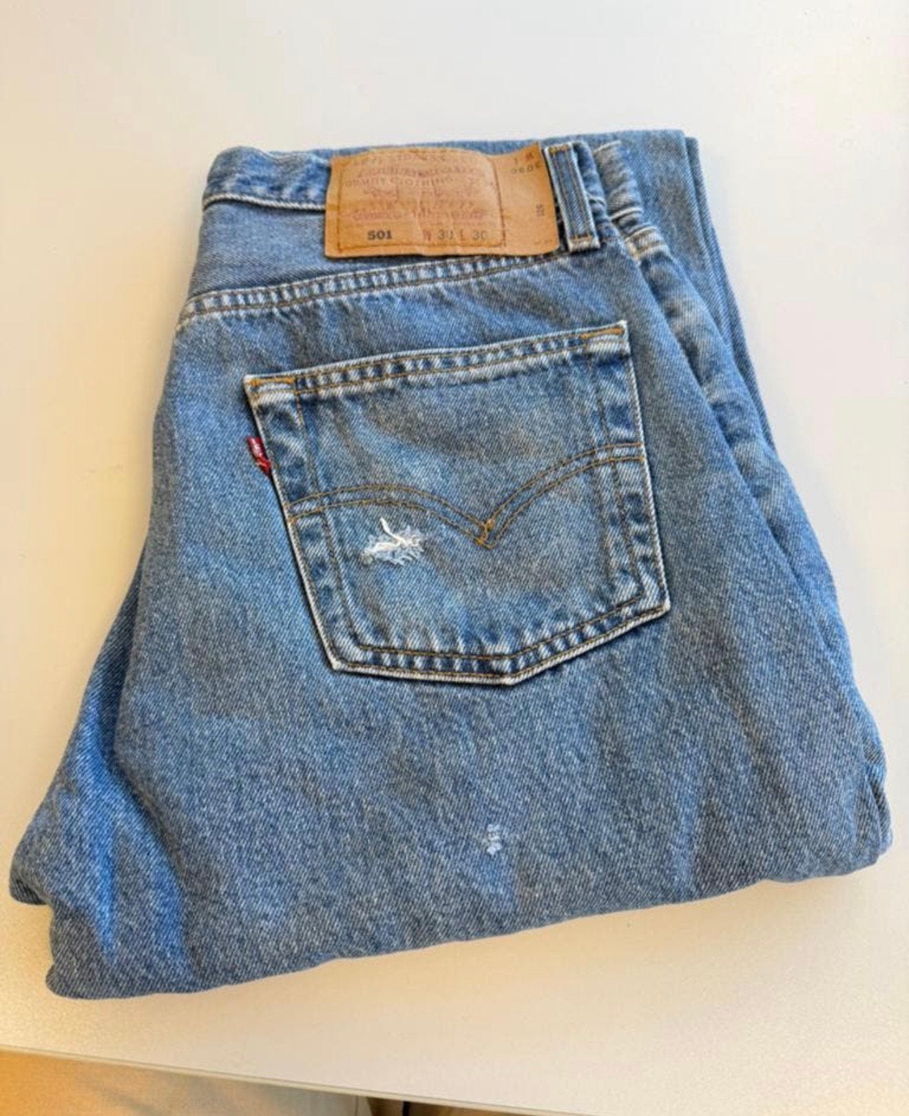 Jeans Levi's 501 vintage W30 L30 bleu en jean pour homme, Enlèvement ou Envoi, Comme neuf, Bleu, W32 (confection 46) ou plus petit