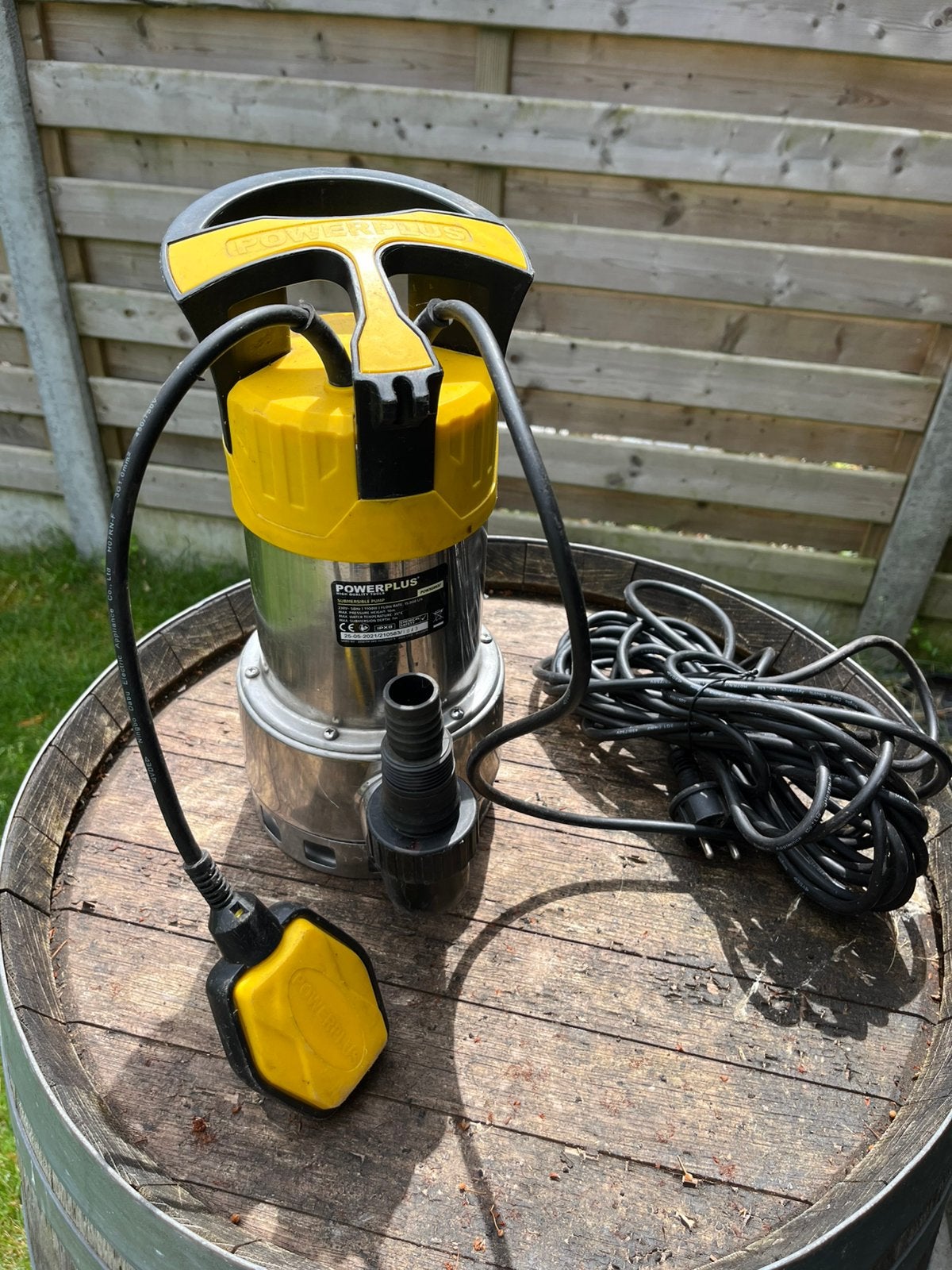 Powerplus Dompelpomp 1100W, Tuin en Terras, Waterpompen, Zo goed als nieuw, Elektrisch, Dompelpomp, Ophalen
