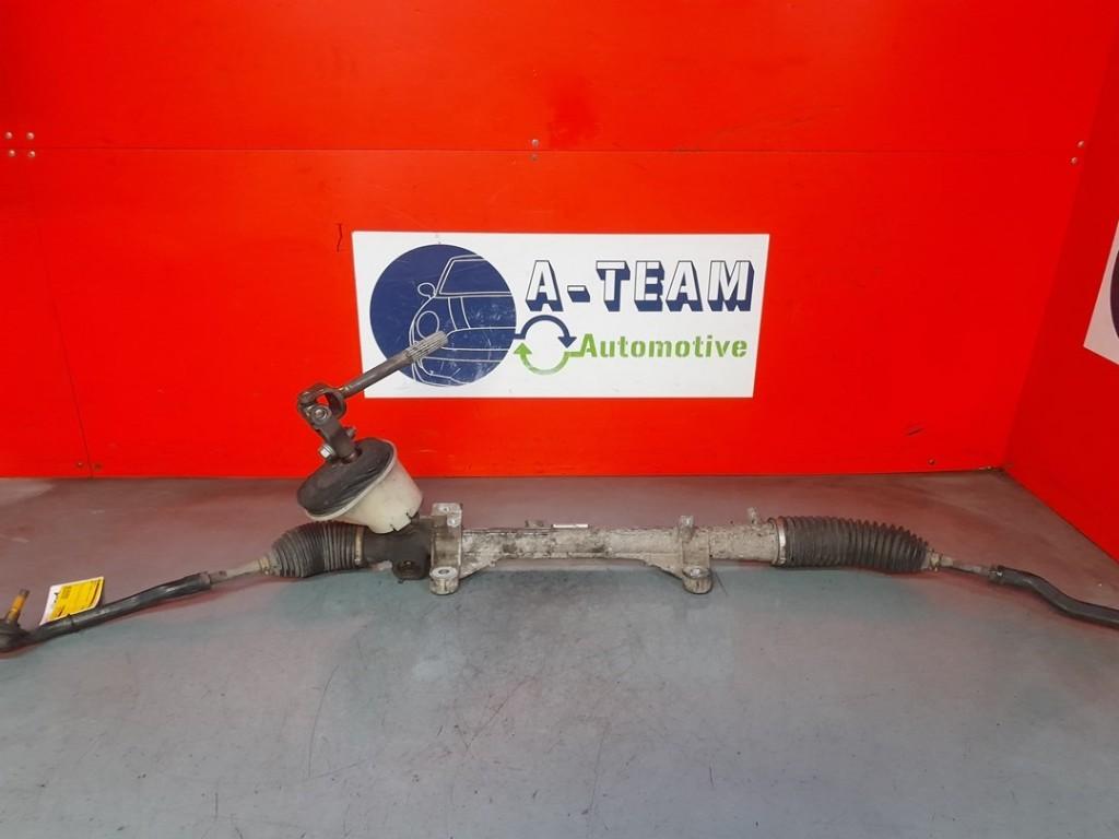 BOITIER DE DIRECTION Megane III Grandtour (KZ) (490017022R), Utilisé, Renault