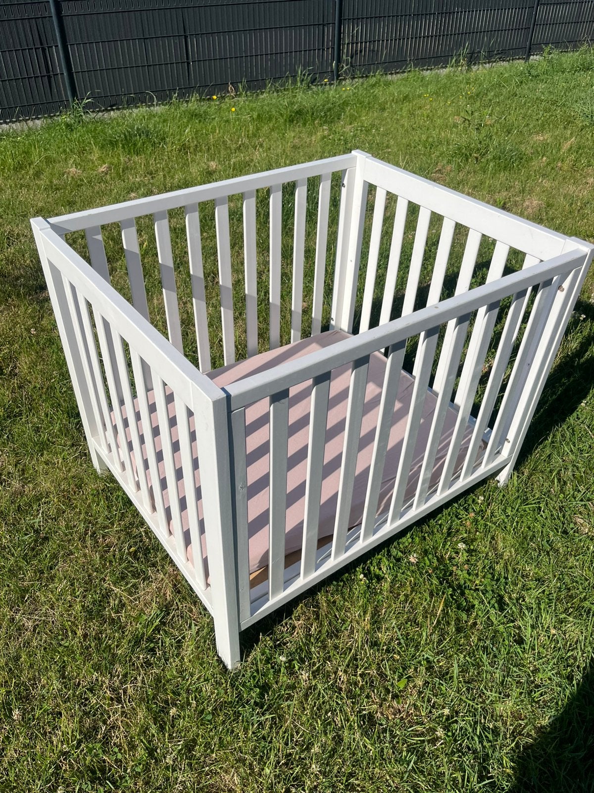 Parc bébé occasion avec matelas neuf jamais utilisé, Enlèvement, Utilisé, Rectangulaire, Réglable en hauteur
