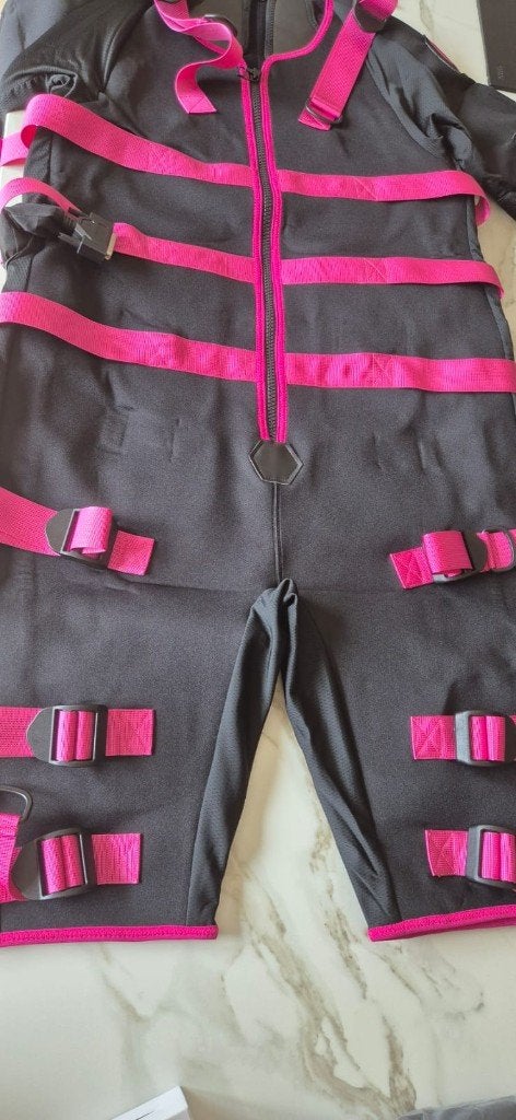 EMS pak (Maat M met apparaat) Modern Lifestyle, Sports & Fitness, Enlèvement ou Envoi, Comme neuf, Autres types, Autres matériaux
