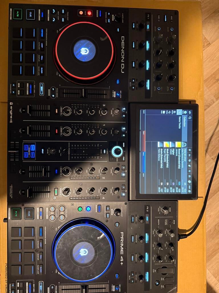 Denon DJ Prime 4+set+licht & rookmachine+draadloze microfoon, Enlèvement, Comme neuf, DJ-Set, Denon