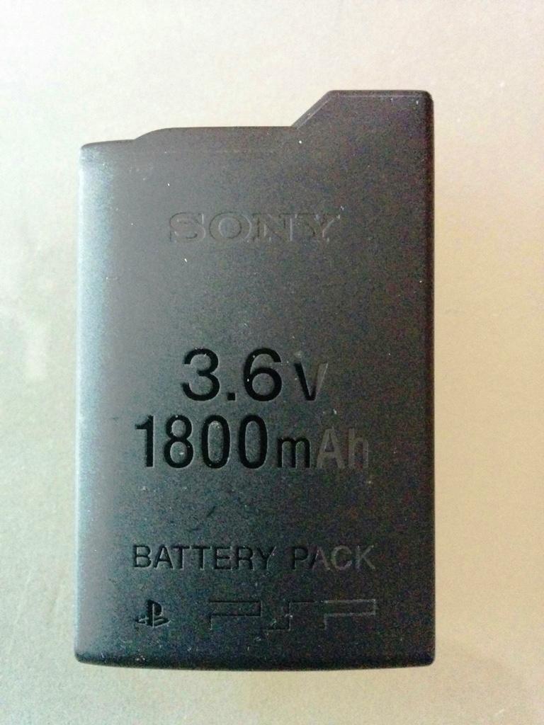 Sony psp games & accessoires, Games en Spelcomputers, Spelcomputers | Nintendo Portables | Accessoires, Gebruikt, Ophalen of Verzenden