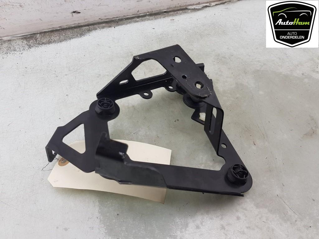 SUPPORT Mercedes-Benz AMG GT (C190) (|A1781530240|), Utilisé, Mercedes-Benz