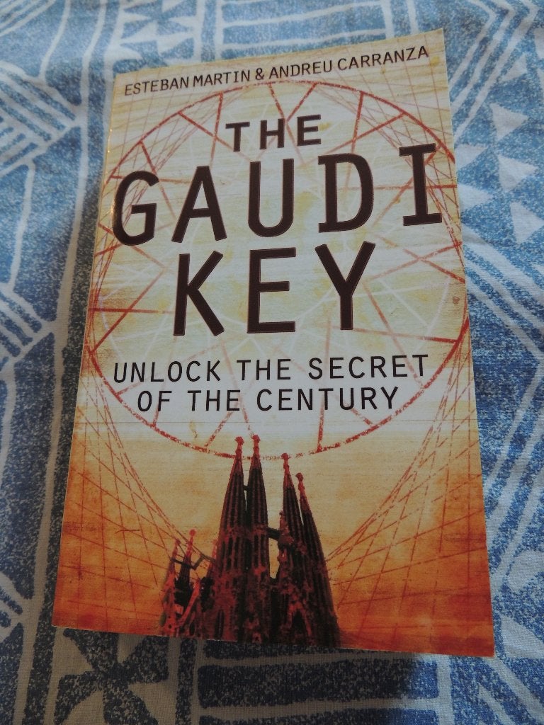 The Gaudi Key by Esteban Martin, Ophalen of Verzenden, Zo goed als nieuw, Europa overig, Esteban Martin & Andreu Carranza