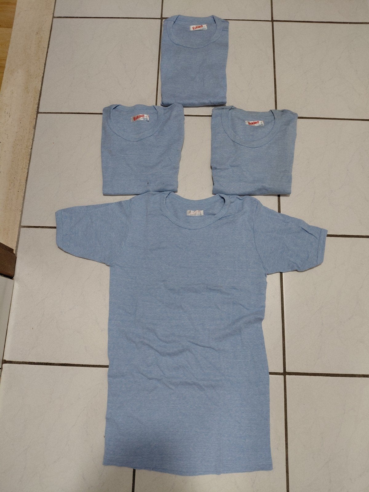 4 tal onder t-shirt, onder lijfjes. Maat 48., Ophalen
