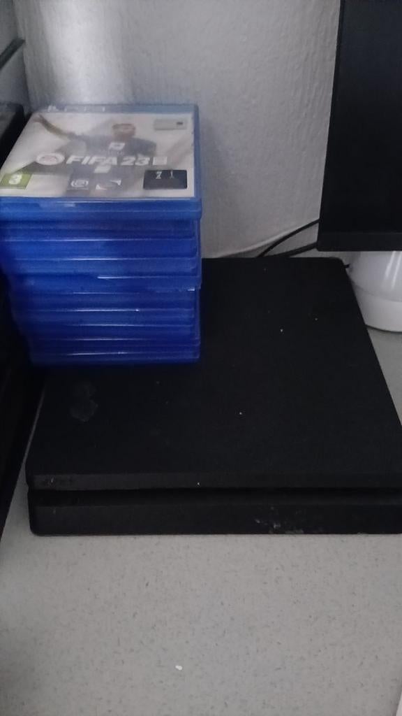 Playstation 4 met games, Ophalen, Met 2 controllers, Slim, 500 GB