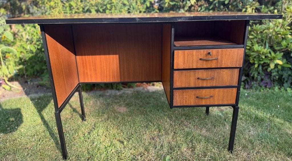 Bureau rétro vintage, Enlèvement