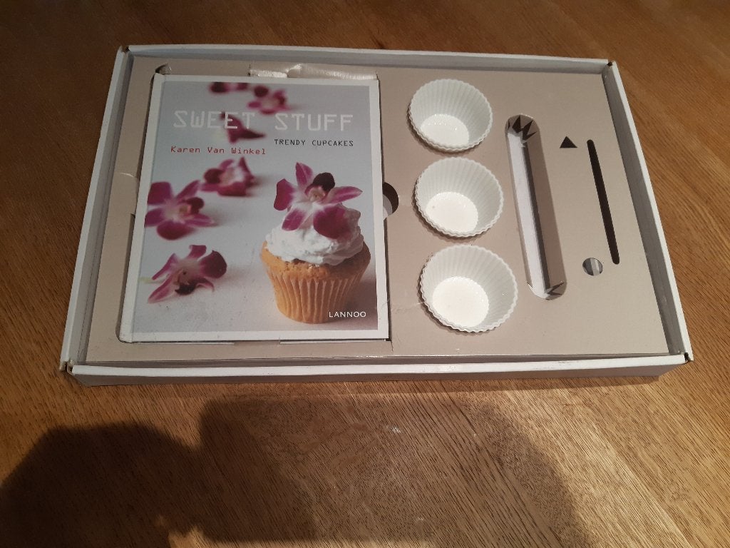 boek sweet stuff    cup cakes, Ophalen of Verzenden, Nieuw, Cupcakes